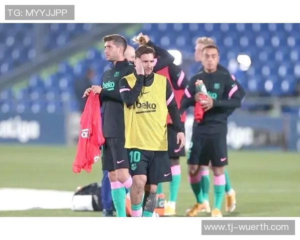 尤文图斯与巴萨首回合对决精彩回顾及赛后分析 尤文图斯与巴萨首回合对决精彩回顾及赛后分析